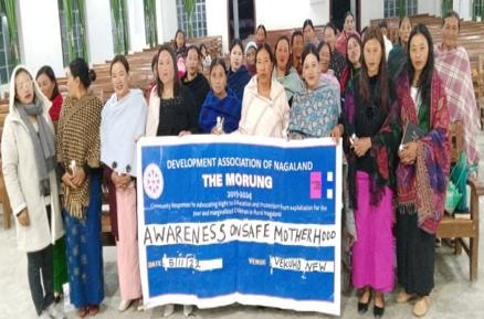 Community group photo at Awareness on Safe Motherhood programme, Yekuro